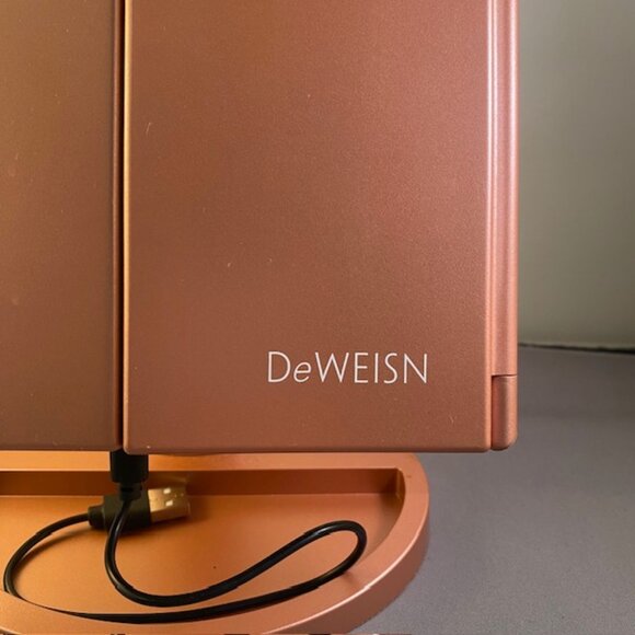 Dresser Mount Tri-Fold Adjustable Lighted Vanity Mirror 21 LED Lights 3x/2x/1x - Picture 6 of 11